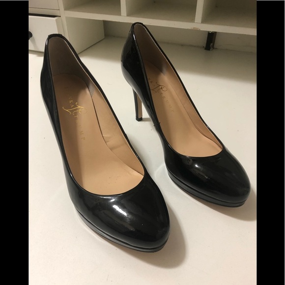 Ivanka Trump Black Heels - Picture 1 of 8